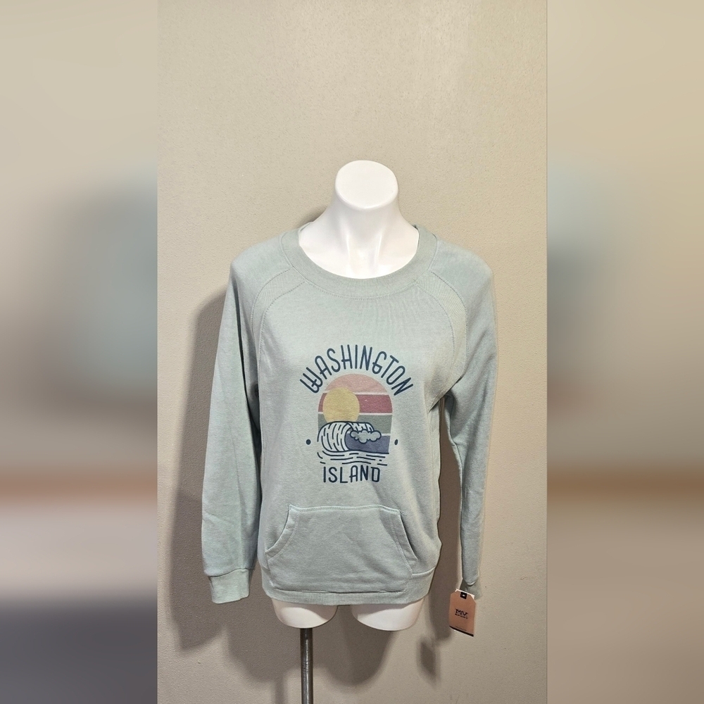 NWT. MV Sport Washington Island Sweater Women's Size Large